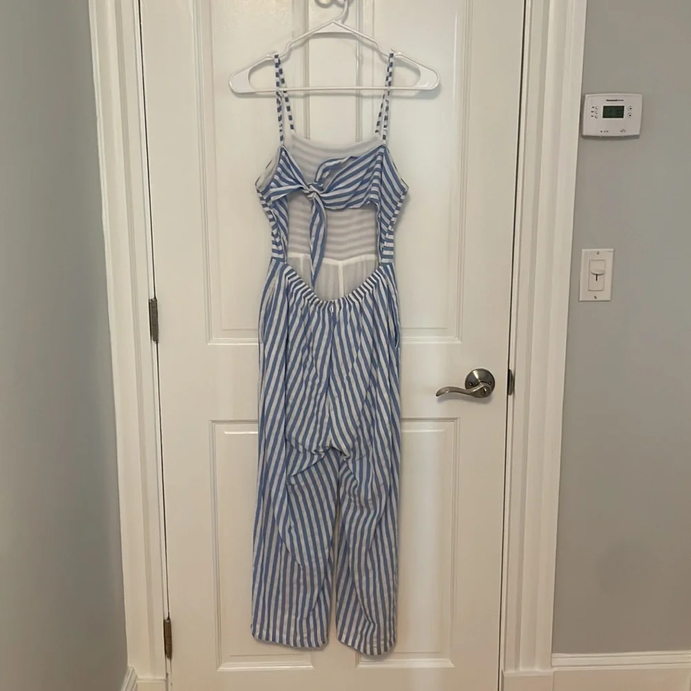 Blue and white jumpsuit - Picture 2 of 2